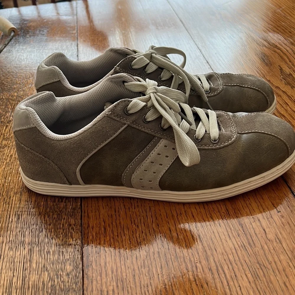 Perry Ellis America Suede Leather Lace Up Sneakers - Size 10